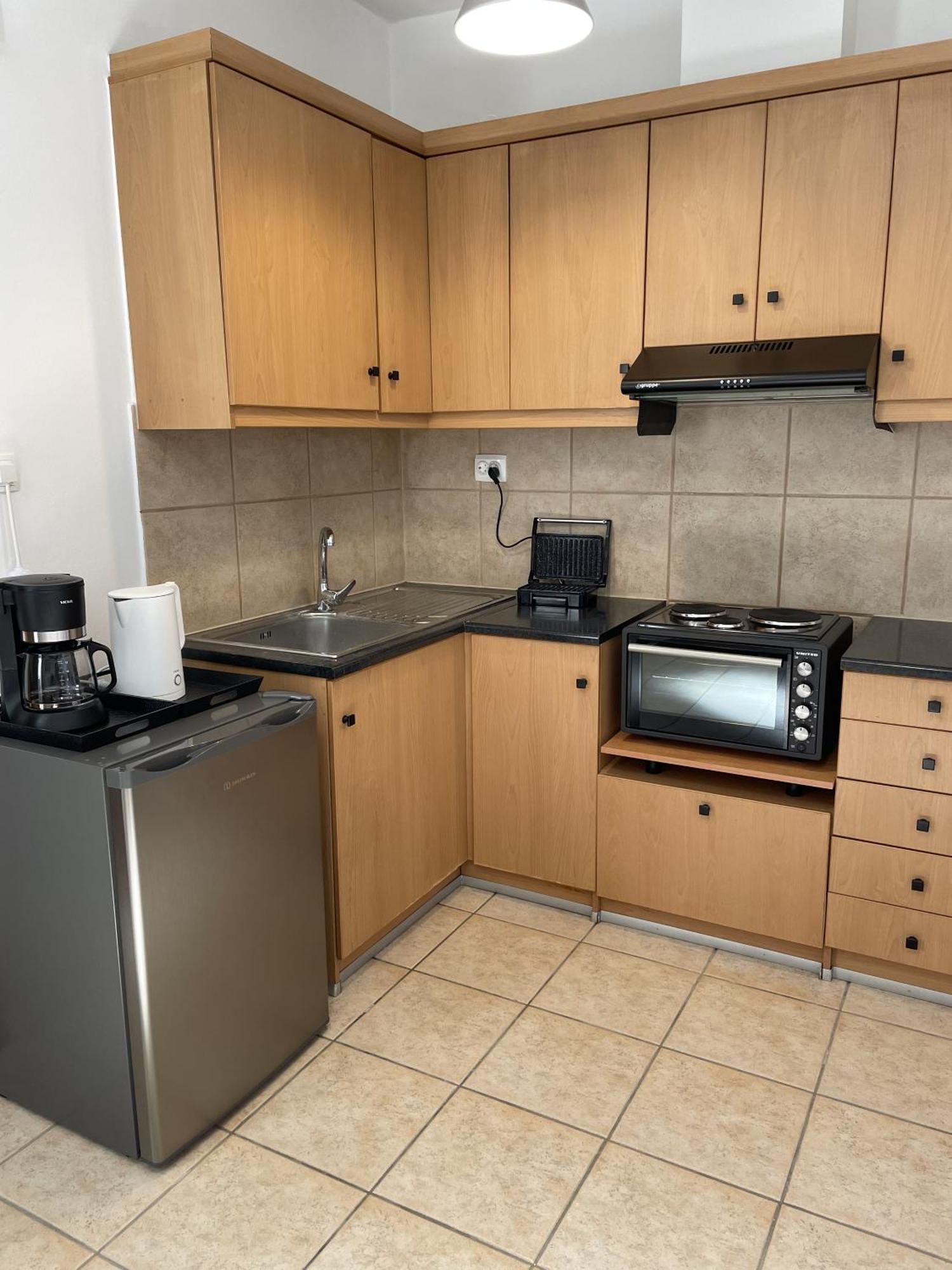 Mini Art Apartments Gerani  Ngoại thất bức ảnh