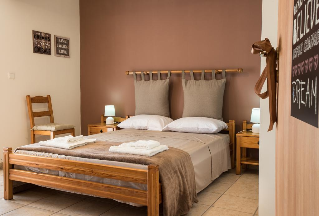 Mini Art Apartments Gerani  Ngoại thất bức ảnh